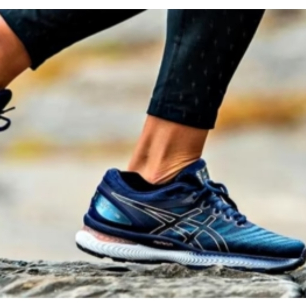 ASICS GEL-Nimbus 22 Navy Blue Run Sneakers Size 8.5 Cushion Workout